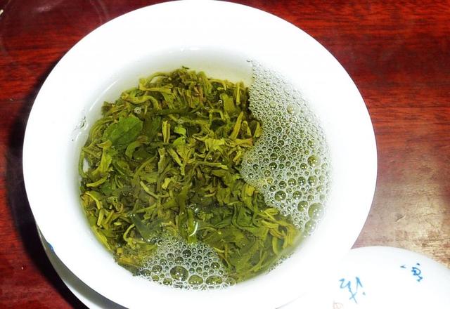 雅安名山：世界茶都干茶交易迎来入秋后高峰