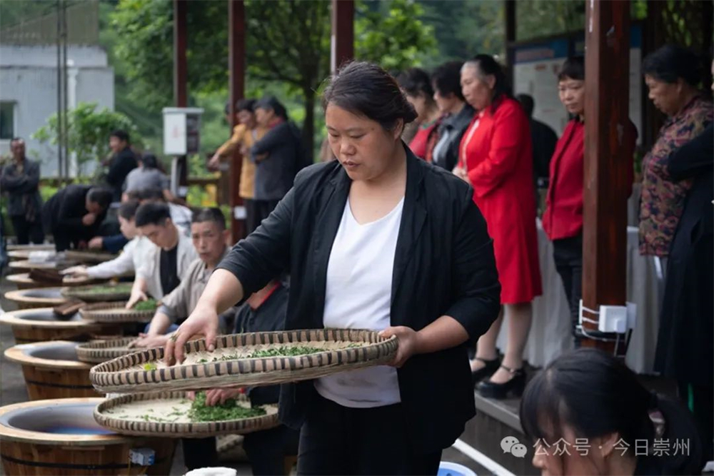 久等了崇州枇杷茶飘香上新ayx爱游戏(图6)